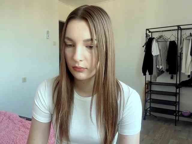EveliaShimaoka webcam