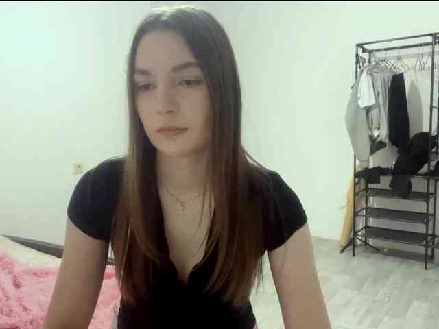 EveliaShimaoka webcam