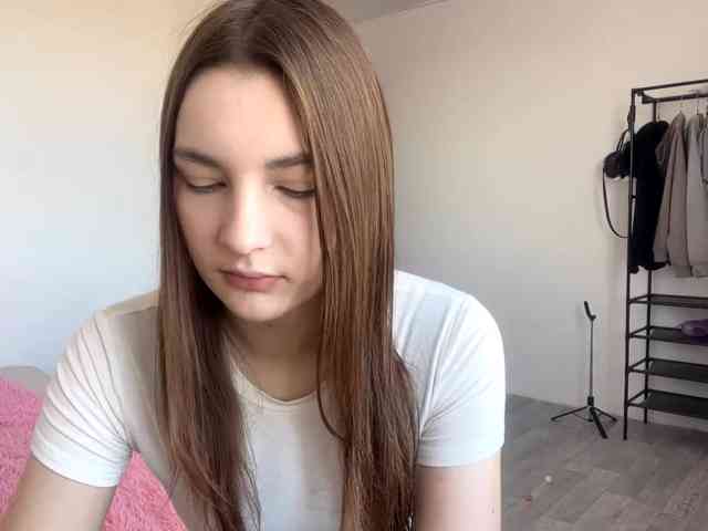 EveliaShimaoka webcam