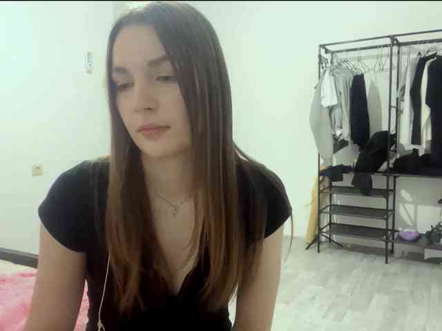 EveliaShimaoka webcam