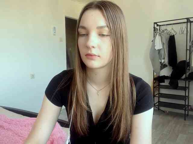 EveliaShimaoka webcam