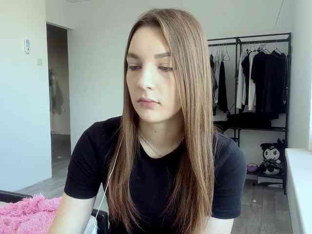 EveliaShimaoka webcam
