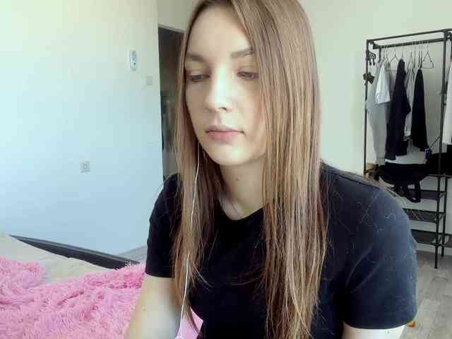 EveliaShimaoka webcam