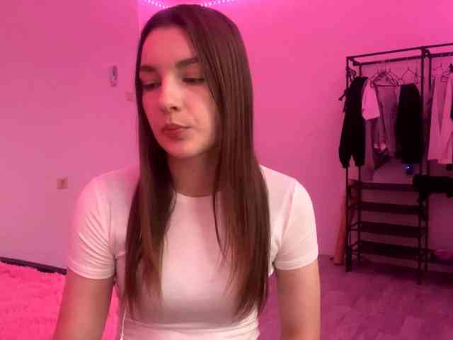 EveliaShimaoka webcam