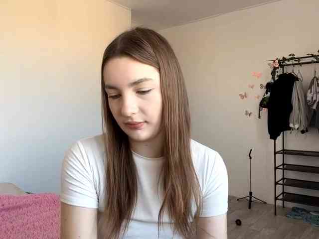 EveliaShimaoka webcam