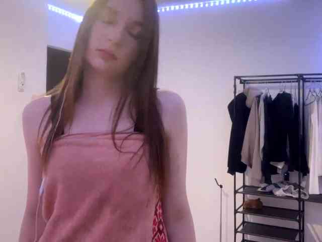 EveliaShimaoka webcam
