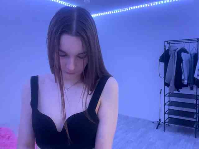 EveliaShimaoka webcam