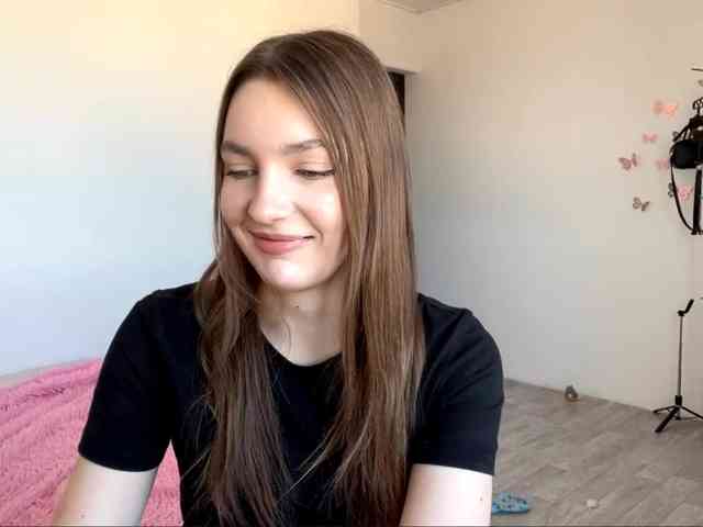 EveliaShimaoka webcam