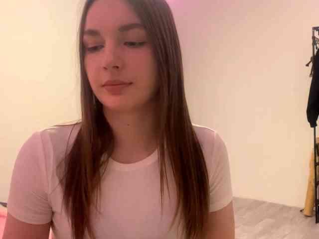 EveliaShimaoka webcam