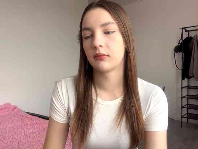 EveliaShimaoka webcam