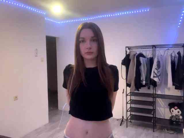 EveliaShimaoka webcam