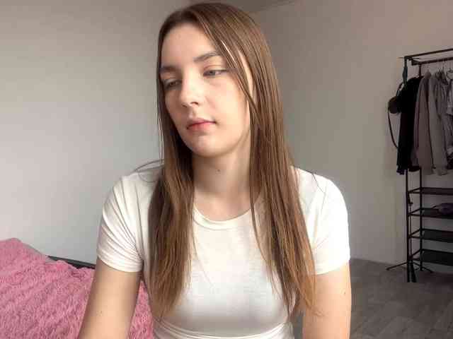 EveliaShimaoka webcam