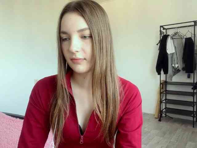 EveliaShimaoka webcam
