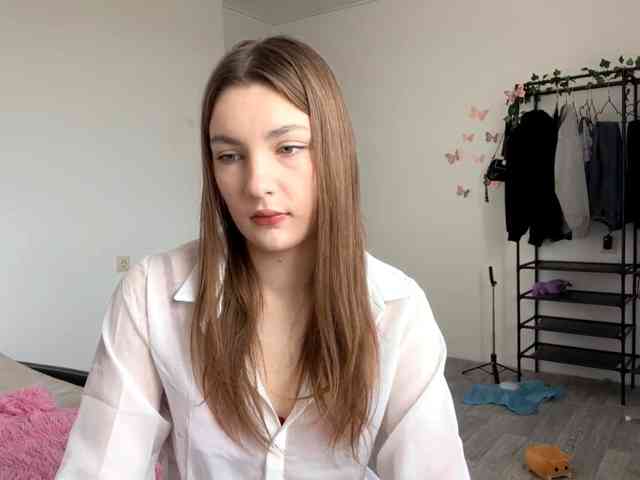 adult nude chat room EveliaShimaoka