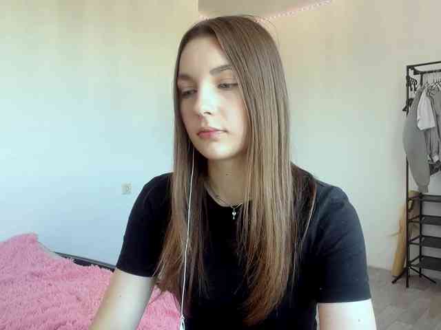 EveliaShimaoka webcam