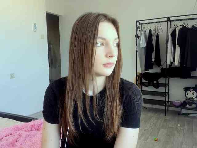 EveliaShimaoka webcam