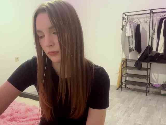 EveliaShimaoka webcam