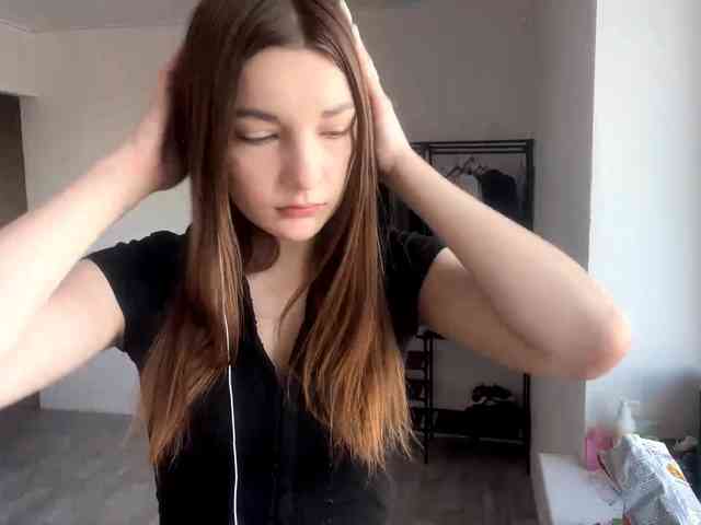 EveliaShimaoka webcam