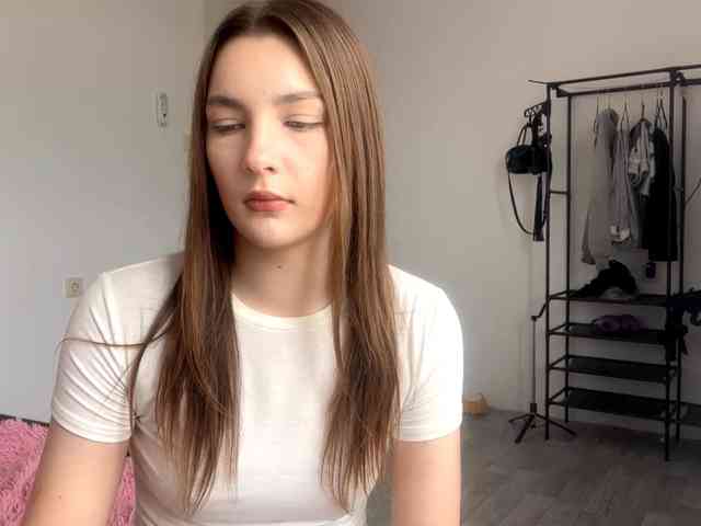 EveliaShimaoka webcam