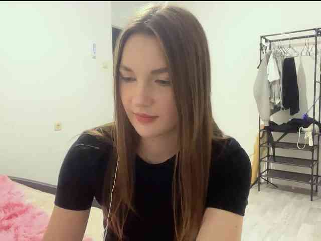 EveliaShimaoka webcam