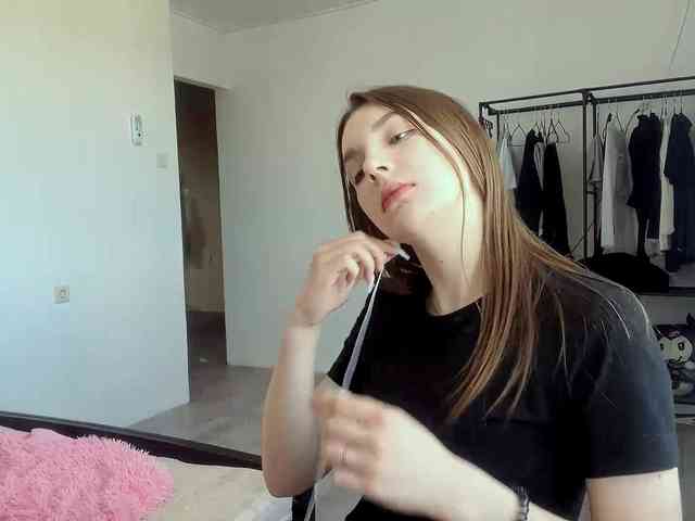 EveliaShimaoka webcam