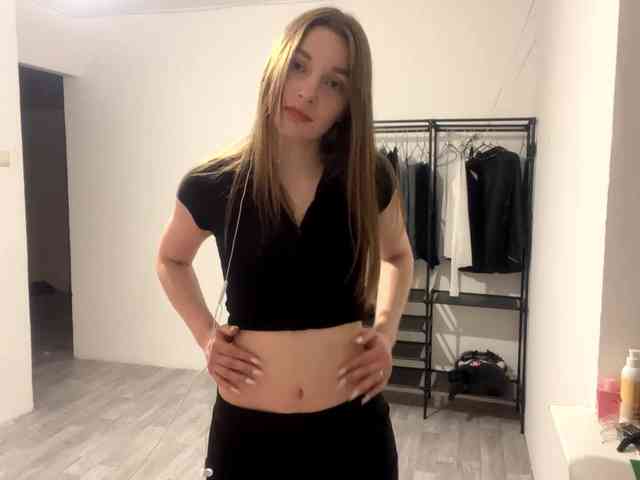 EveliaShimaoka webcam