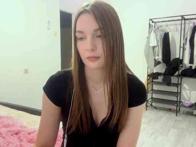 EveliaShimaoka webcam
