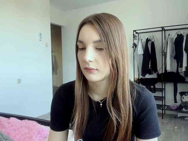 EveliaShimaoka webcam