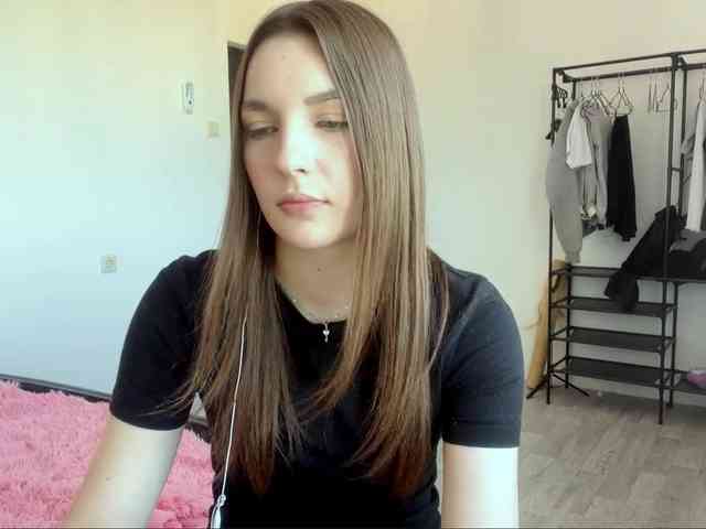 EveliaShimaoka webcam