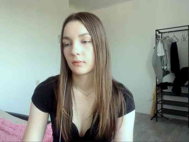 EveliaShimaoka webcam