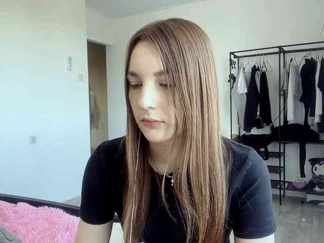 EveliaShimaoka webcam