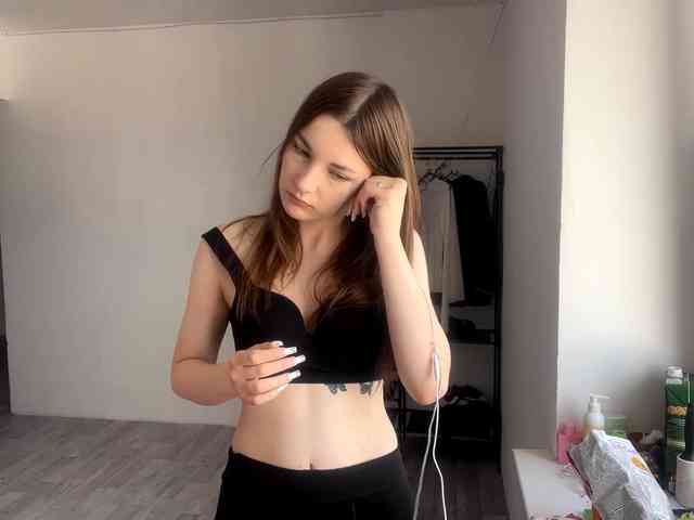EveliaShimaoka webcam