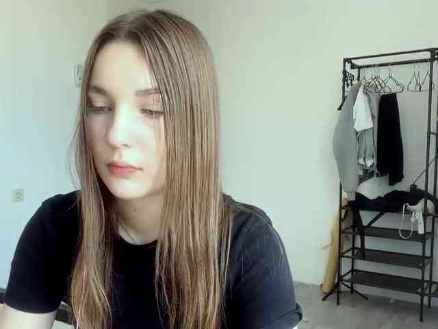 EveliaShimaoka webcam