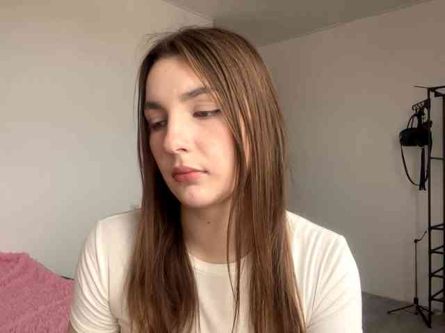 EveliaShimaoka webcam