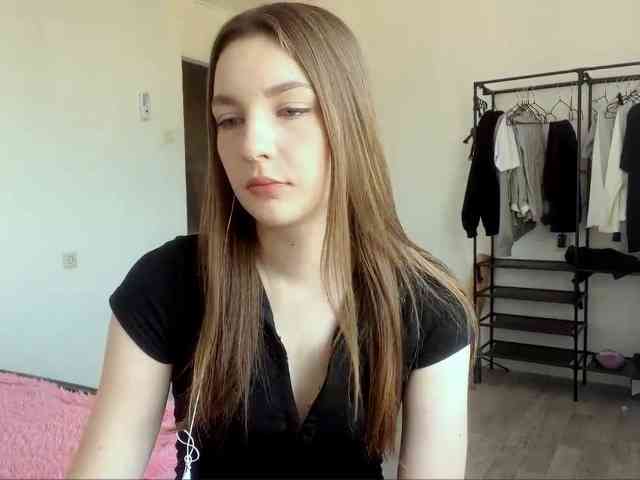 EveliaShimaoka webcam
