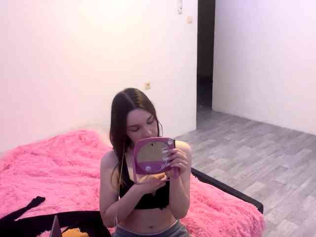 EveliaShimaoka webcam