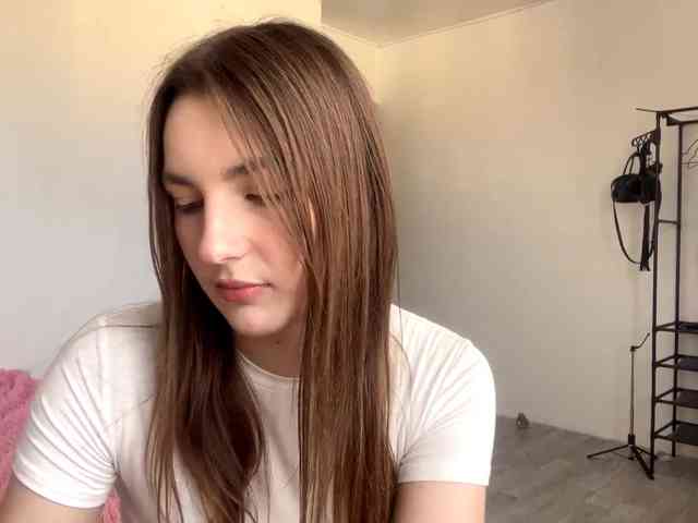 EveliaShimaoka webcam