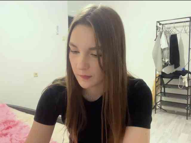 EveliaShimaoka webcam