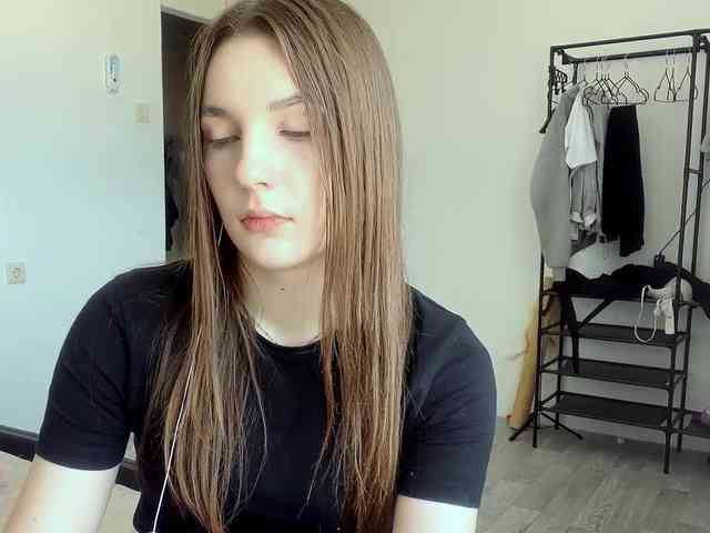 EveliaShimaoka webcam