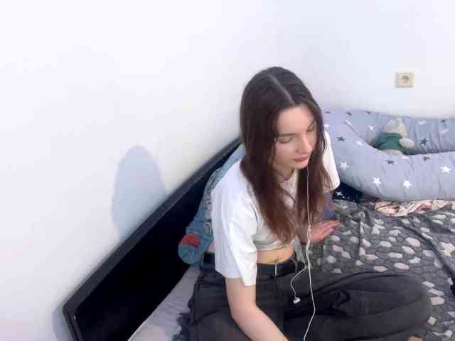 EveliaShimaoka webcam