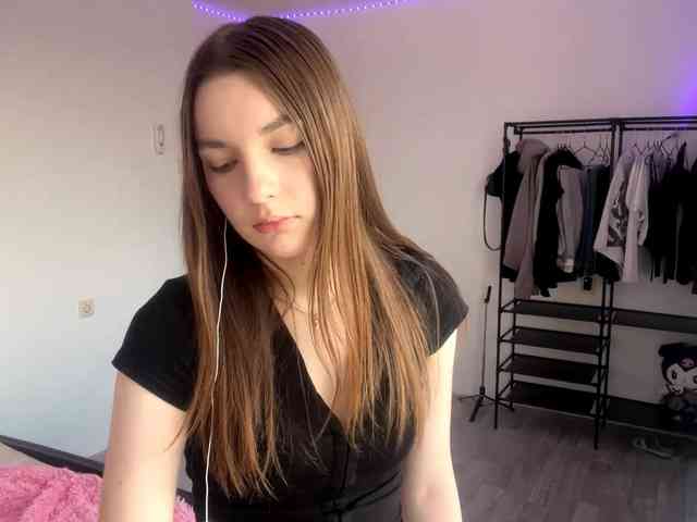 EveliaShimaoka webcam