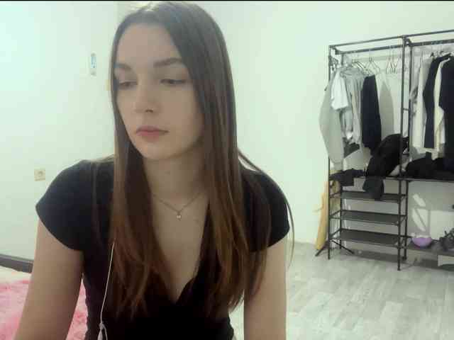 EveliaShimaoka webcam