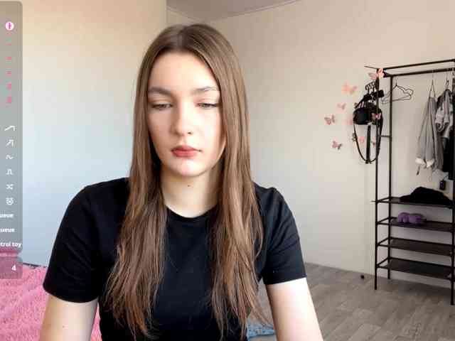 EveliaShimaoka webcam