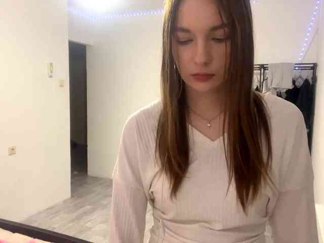 EveliaShimaoka webcam