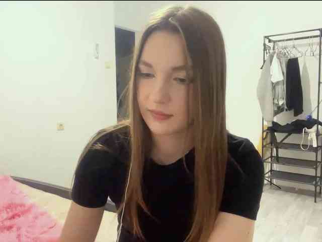 EveliaShimaoka webcam