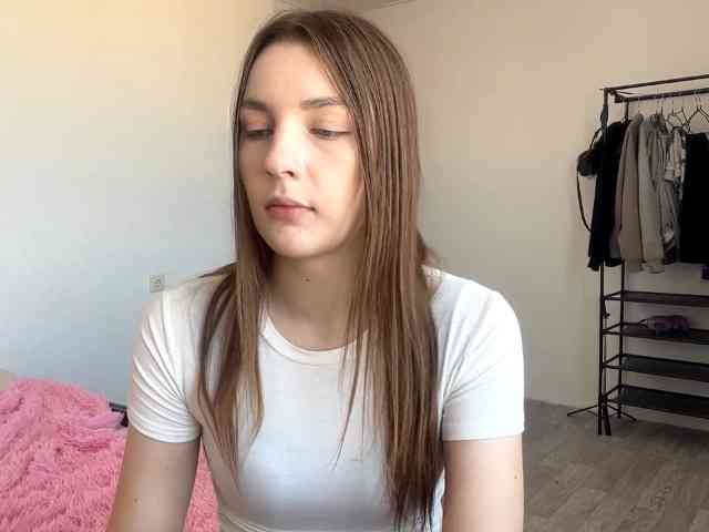EveliaShimaoka webcam