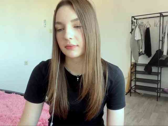 EveliaShimaoka webcam