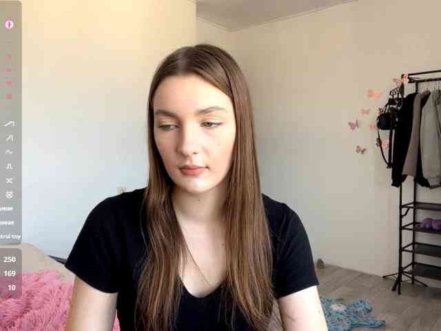 EveliaShimaoka webcam