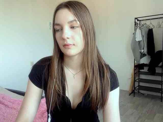EveliaShimaoka webcam