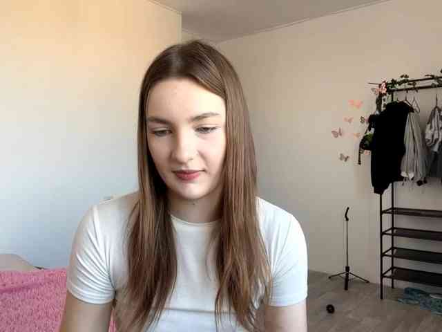 EveliaShimaoka webcam